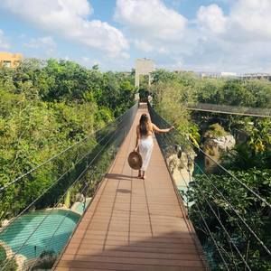 Meet your Posher, Cindy